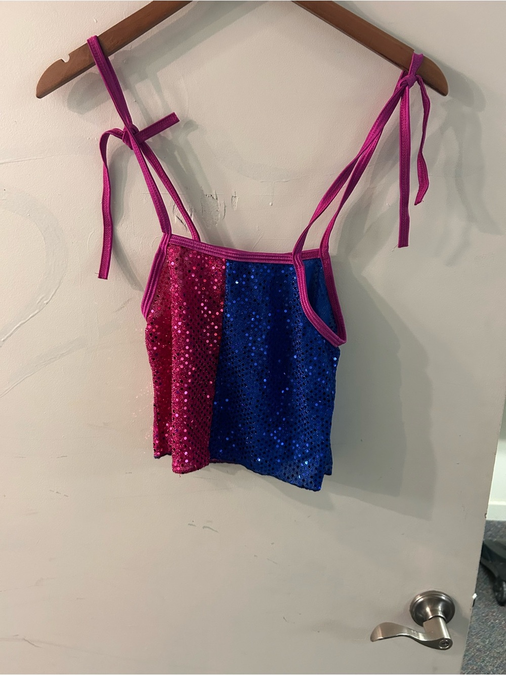 Weissman Pink & Blue Sequin Tie-Shoulder Camisole